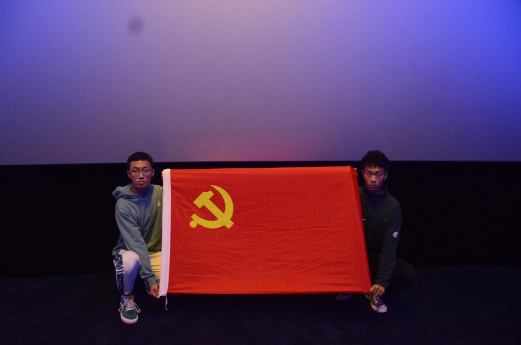 8711